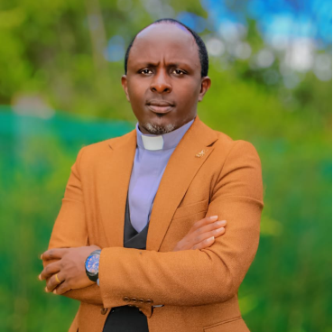 REV. DUNCAN MUTETHIA